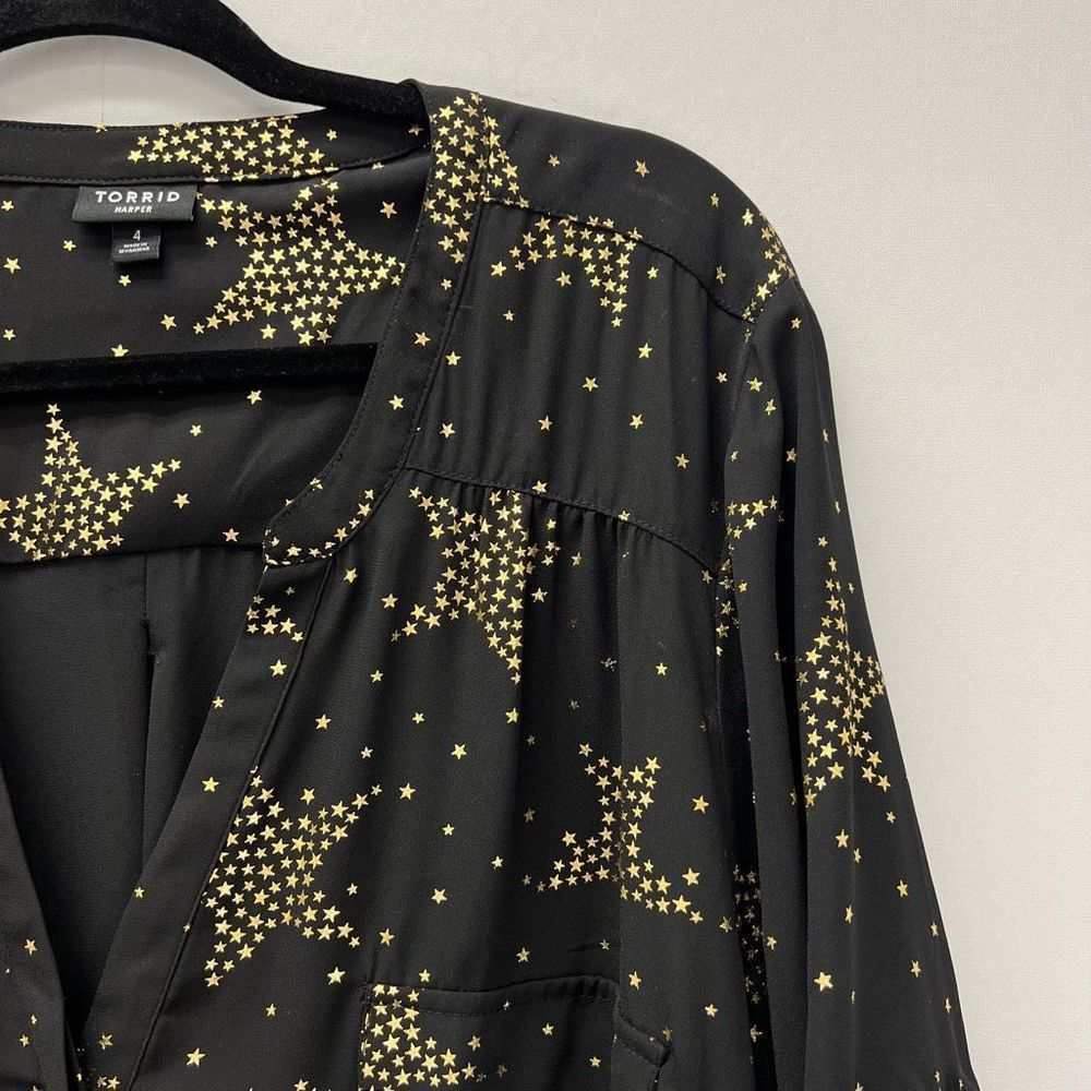 Torrid Harper Black Gold Star Georgette Popover Tunic Blouse Size 4/4X - Picture 3 of 10